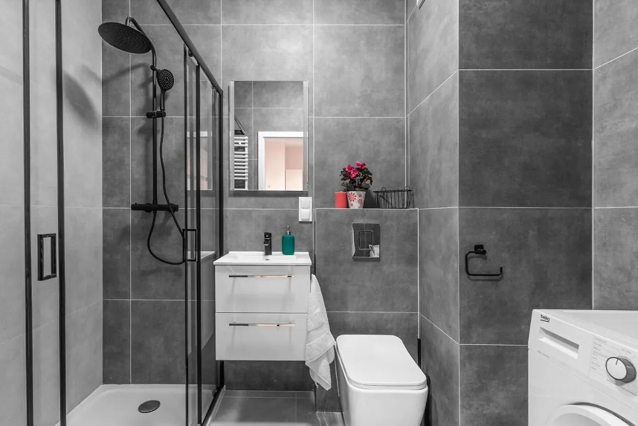 Apartamenty Homely Place Blisko Starego Rynku - Parking Apartment Poznan