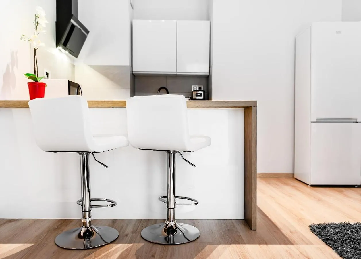 Apartamenty Homely Place Blisko Starego Rynku - Parking Poland