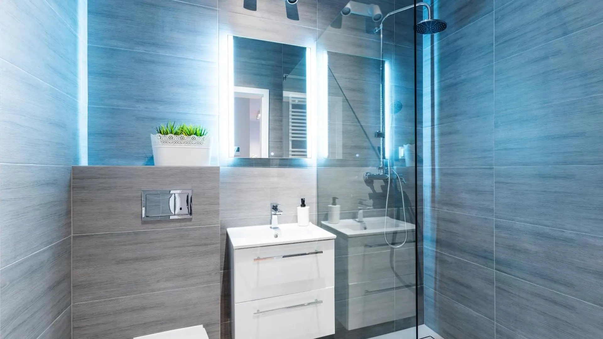 Apartamenty Homely Place Blisko Starego Rynku - Parking Poland